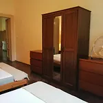 Prestige Location Pijarska Street Apartman