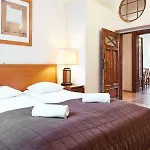 Apartman Prestige Location Pijarska Street *